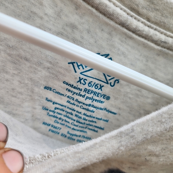 Girls shirt - Picture 2 of 2